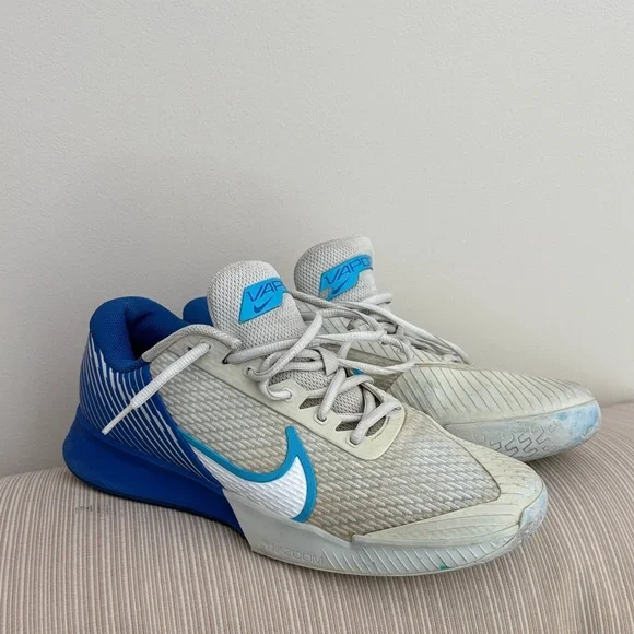Nike Vapor Pro Tennis Shoes - Picture 1 of 3